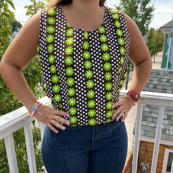 Vintage inspired handmade tank - Picture 2 of 4